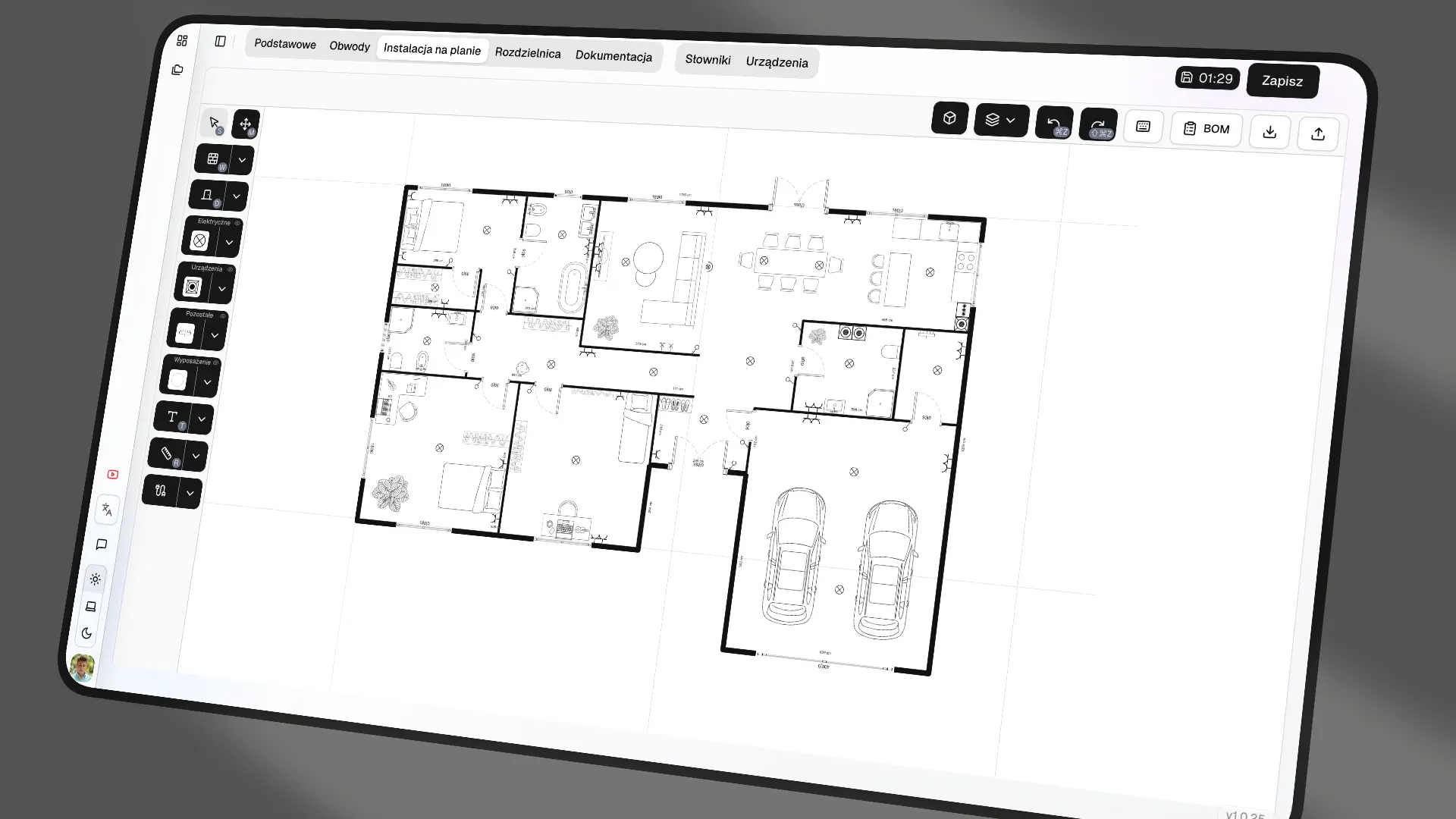 Electro Planner s půdorysem domu, nábytkem a elektrotechnickými značkami